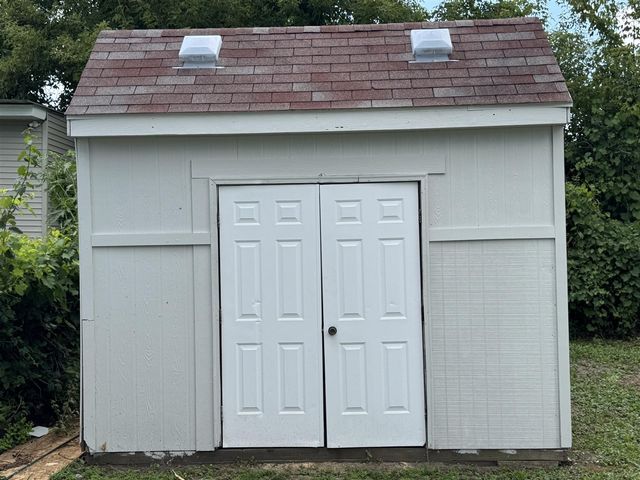 1613 Harvest Lane, Ypsilanti, MI 48198