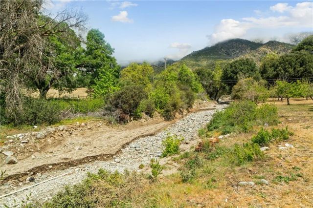 39804 Pine Bench, Yucaipa, CA 92399