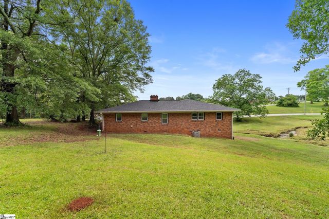 203 E 2nd Avenue, Easley, SC 29640