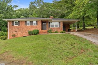 203 E 2nd Avenue, Easley, SC 29640