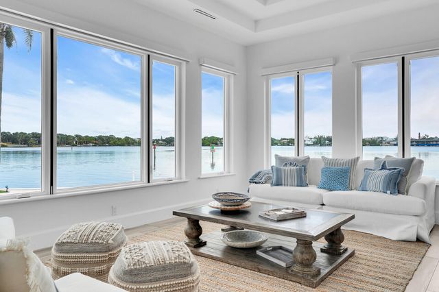 974 Marlin Drive, Jupiter, FL 33458