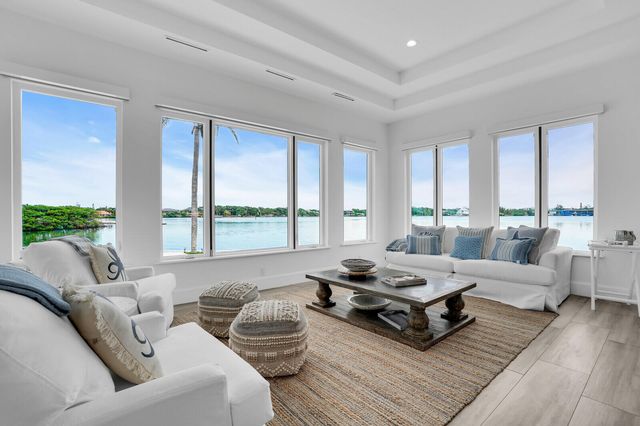 974 Marlin Drive, Jupiter, FL 33458