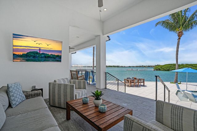 974 Marlin Drive, Jupiter, FL 33458