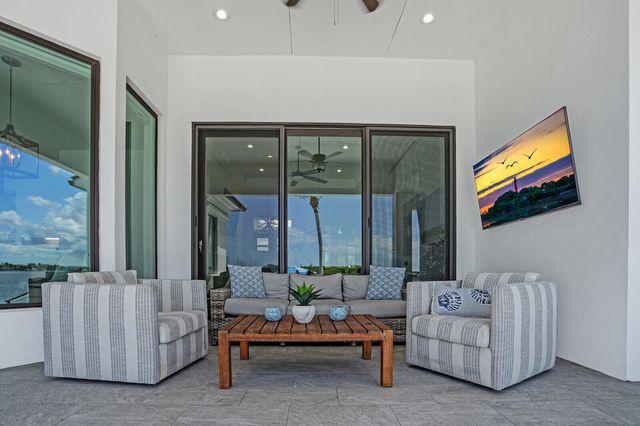 974 Marlin Drive, Jupiter, FL 33458