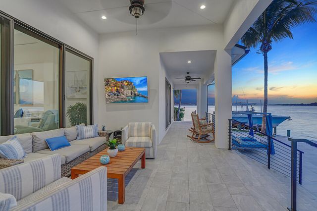 974 Marlin Drive, Jupiter, FL 33458