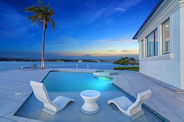 974 Marlin Drive, Jupiter, FL 33458