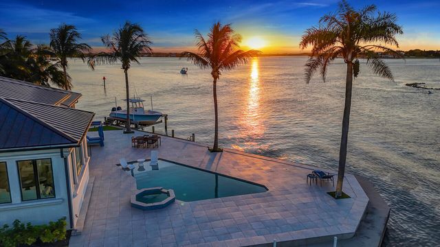974 Marlin Drive, Jupiter, FL 33458
