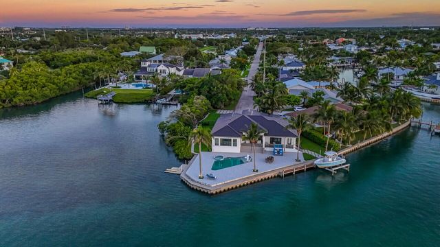 974 Marlin Drive, Jupiter, FL 33458