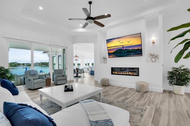 974 Marlin Drive, Jupiter, FL 33458