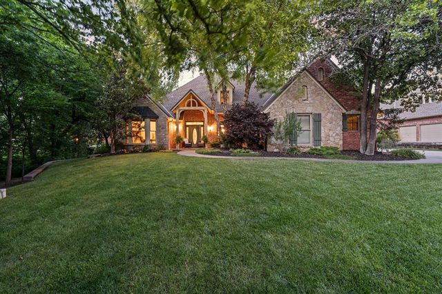 3824 Deerbrook Court, Edmond, OK 73003