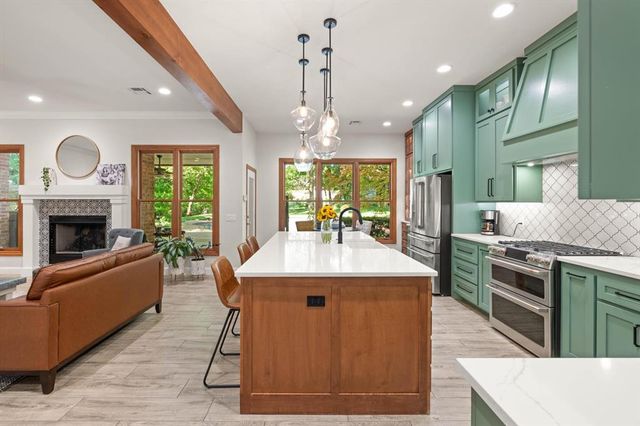 3824 Deerbrook Court, Edmond, OK 73003