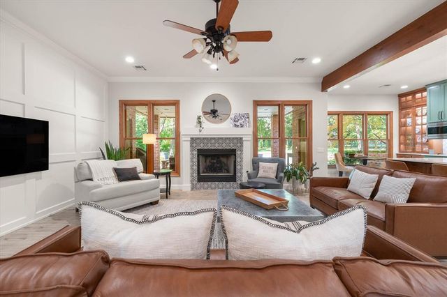 3824 Deerbrook Court, Edmond, OK 73003