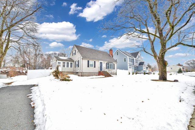 153 Colburn St, Dedham, MA 02026