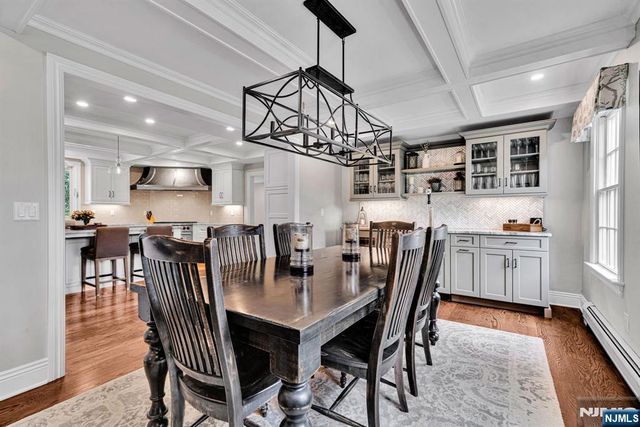 687 East Drive, Oradell, NJ 07649