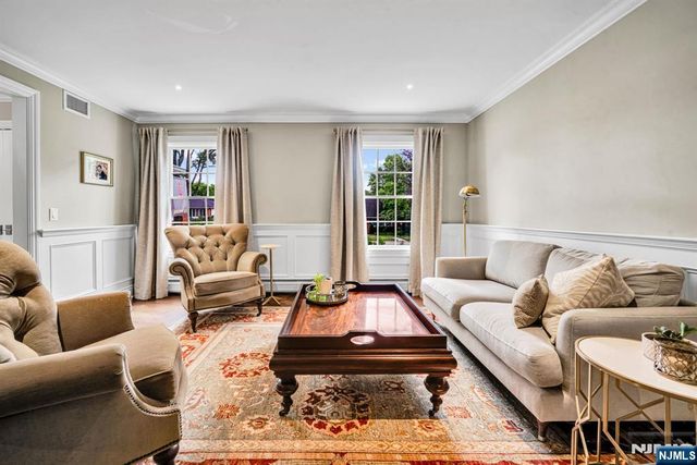 687 East Drive, Oradell, NJ 07649