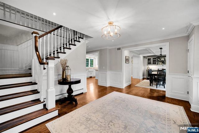 687 East Drive, Oradell, NJ 07649