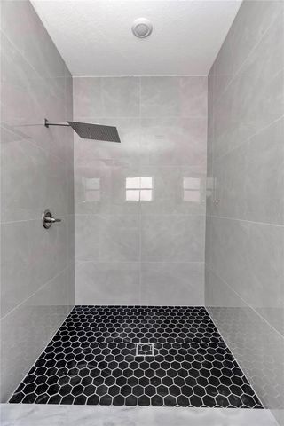 16573 SW 30TH AVENUE ROAD, Ocala, FL 34473