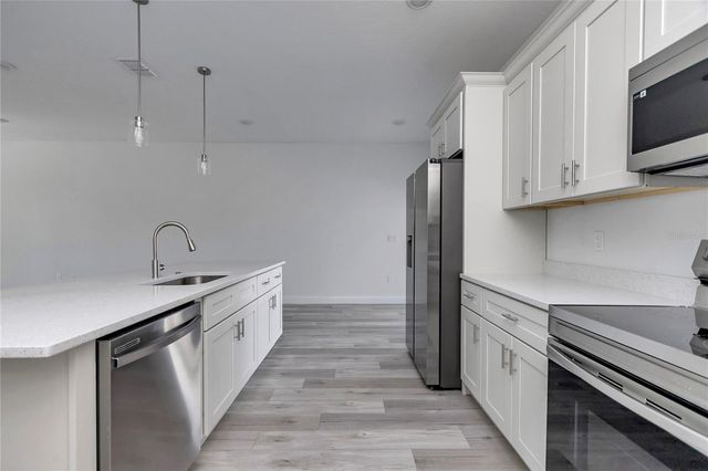 16573 SW 30TH AVENUE ROAD, Ocala, FL 34473