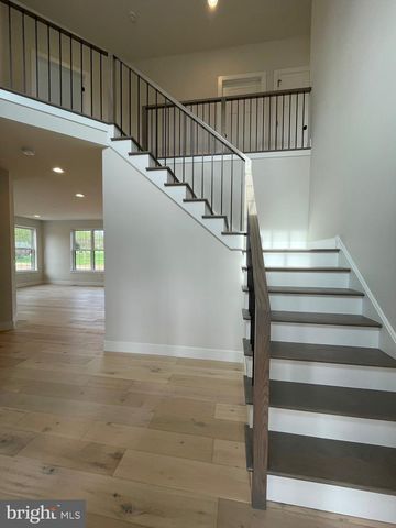 828 SPRING CITY RD, Phoenixville, PA 19460