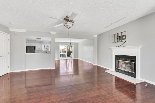 121 Deer Ridge Ln, Hendersonville, TN 37075