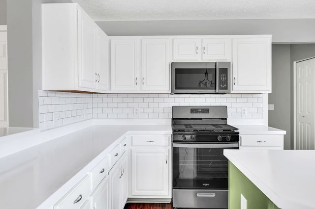 121 Deer Ridge Ln, Hendersonville, TN 37075