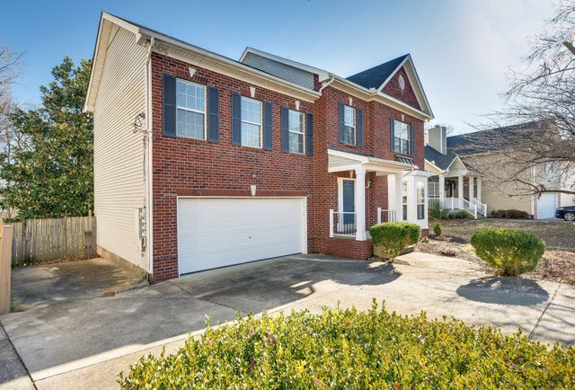 121 Deer Ridge Ln, Hendersonville, TN 37075