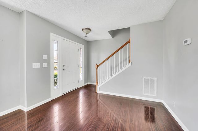 121 Deer Ridge Ln, Hendersonville, TN 37075