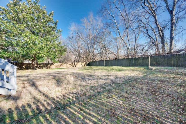 121 Deer Ridge Ln, Hendersonville, TN 37075