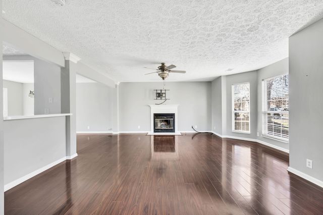 121 Deer Ridge Ln, Hendersonville, TN 37075