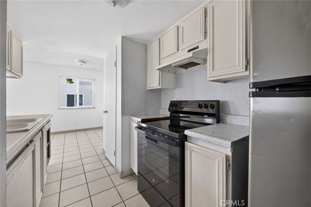 672 Avenida Del Platino, Newbury Park, CA 91320