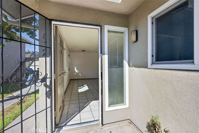 672 Avenida Del Platino, Newbury Park, CA 91320