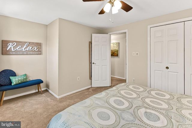 11963 HEDGES RUN DR, Woodbridge, VA 22192