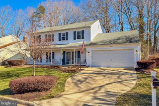 11963 HEDGES RUN DR, Woodbridge, VA 22192