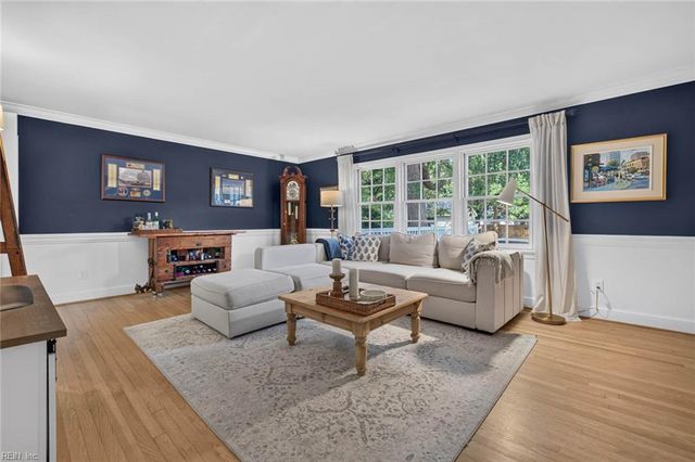1104 Chumley RD, Virginia Beach, VA 23451