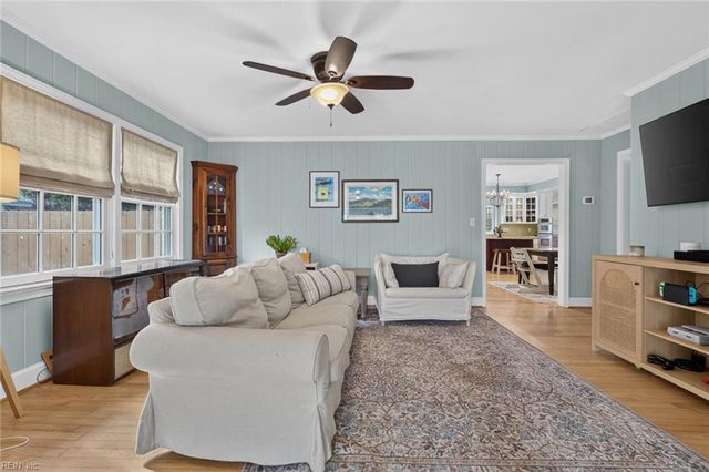 1104 Chumley RD, Virginia Beach, VA 23451