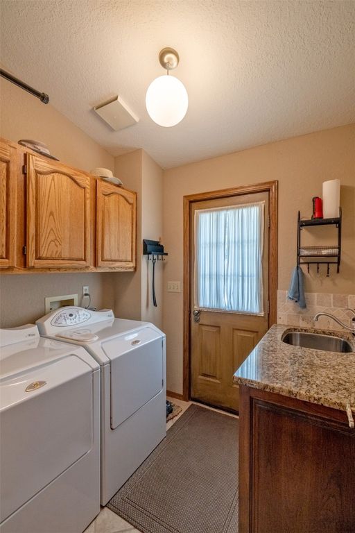 Image 22 of property listing at 6 Hidden Valley Drive, Clancy, MT 59634