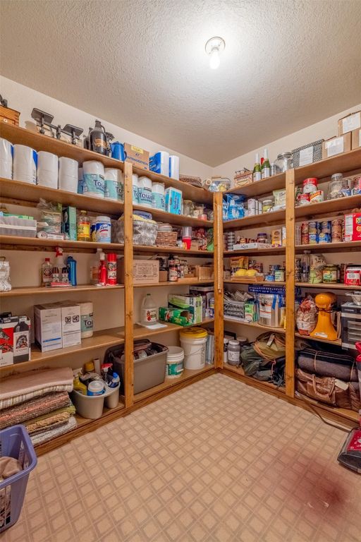 Image 39 of property listing at 6 Hidden Valley Drive, Clancy, MT 59634