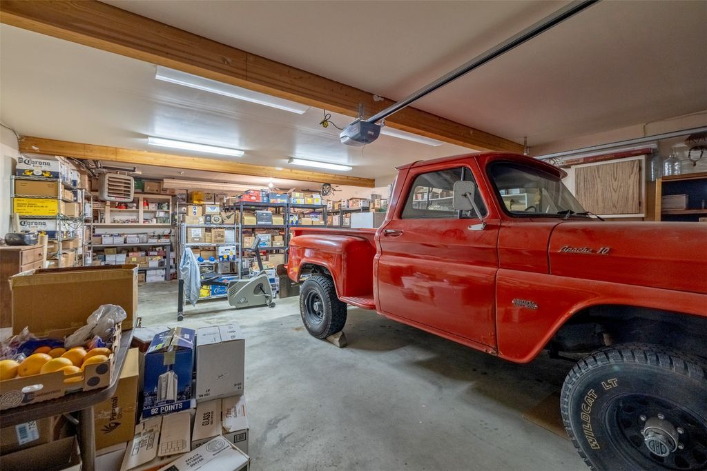 Image 40 of property listing at 6 Hidden Valley Drive, Clancy, MT 59634