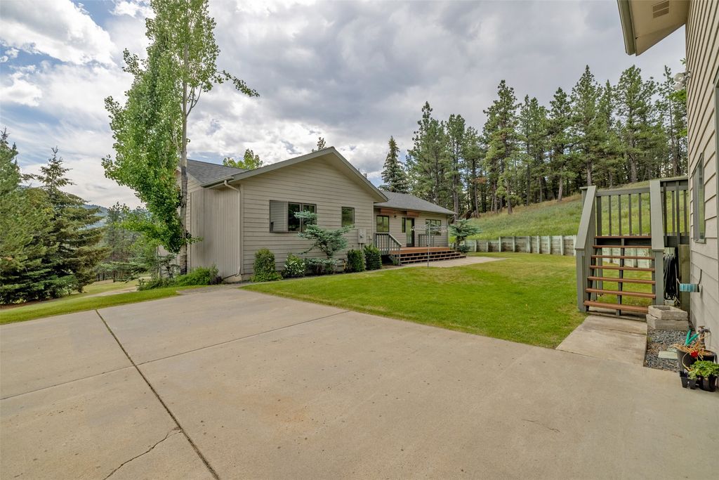 Image 57 of property listing at 6 Hidden Valley Drive, Clancy, MT 59634