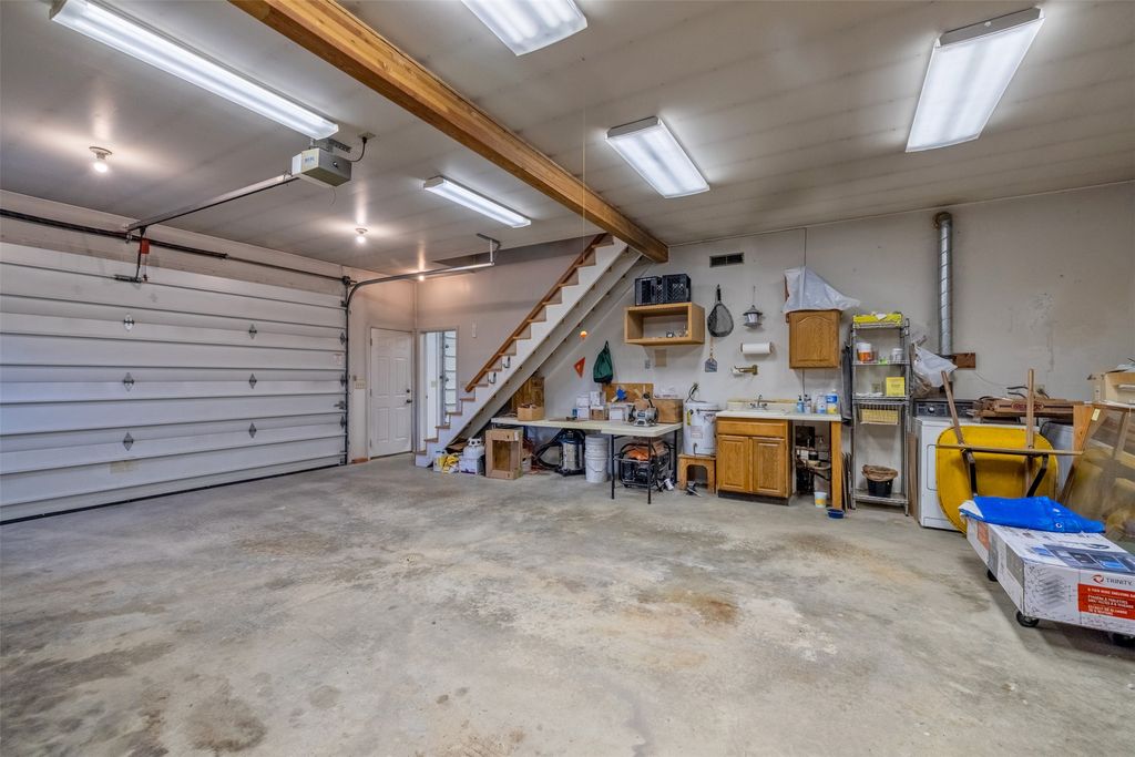 Image 64 of property listing at 6 Hidden Valley Drive, Clancy, MT 59634