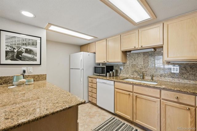 7130 S Vine Circle E, Centennial, CO 80122