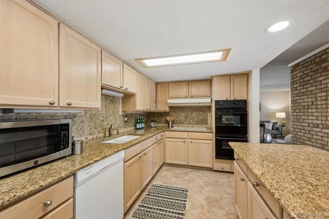 7130 S Vine Circle E, Centennial, CO 80122