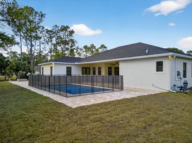 14736 69th Street N, Loxahatchee, FL 33470