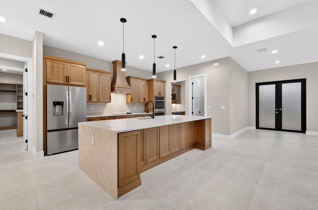 14736 69th Street N, Loxahatchee, FL 33470