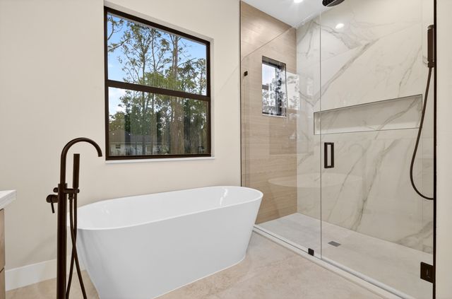 14736 69th Street N, Loxahatchee, FL 33470