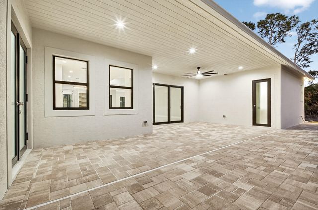 14736 69th Street N, Loxahatchee, FL 33470