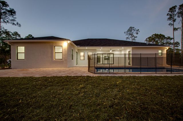 14736 69th Street N, Loxahatchee, FL 33470