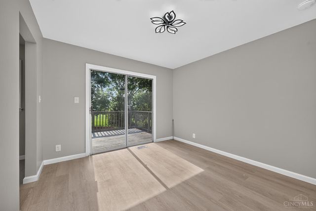 414 Holland Drive, Trenton, OH 45067