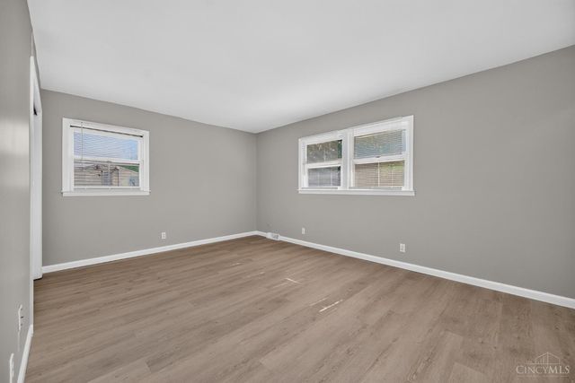 414 Holland Drive, Trenton, OH 45067