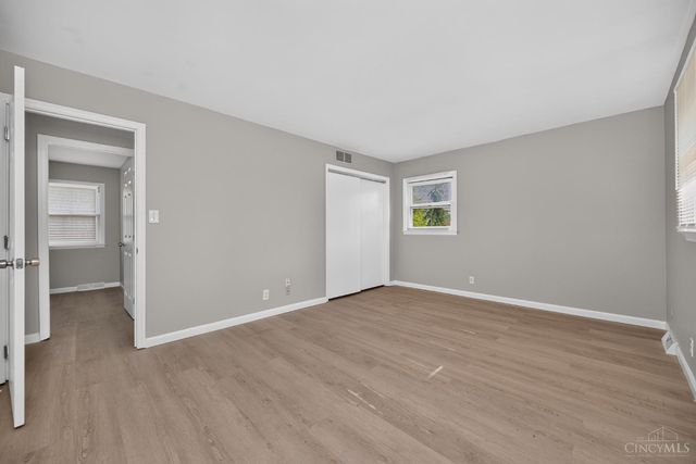 414 Holland Drive, Trenton, OH 45067